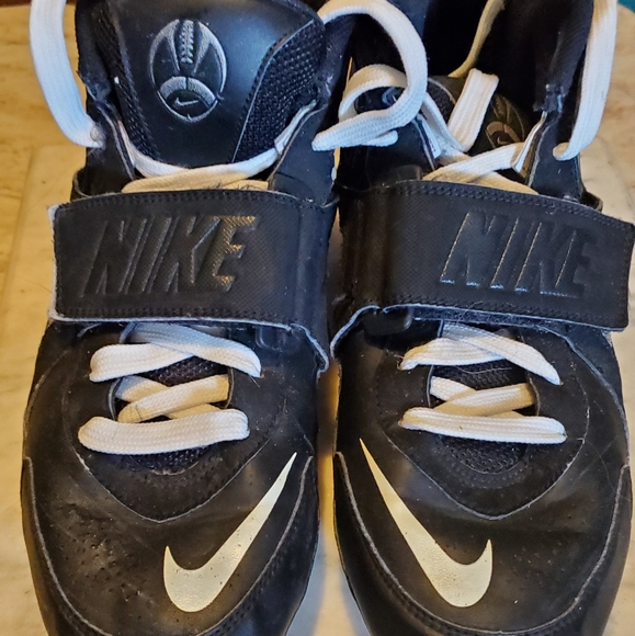 Nike cleats - Picture 2 of 8